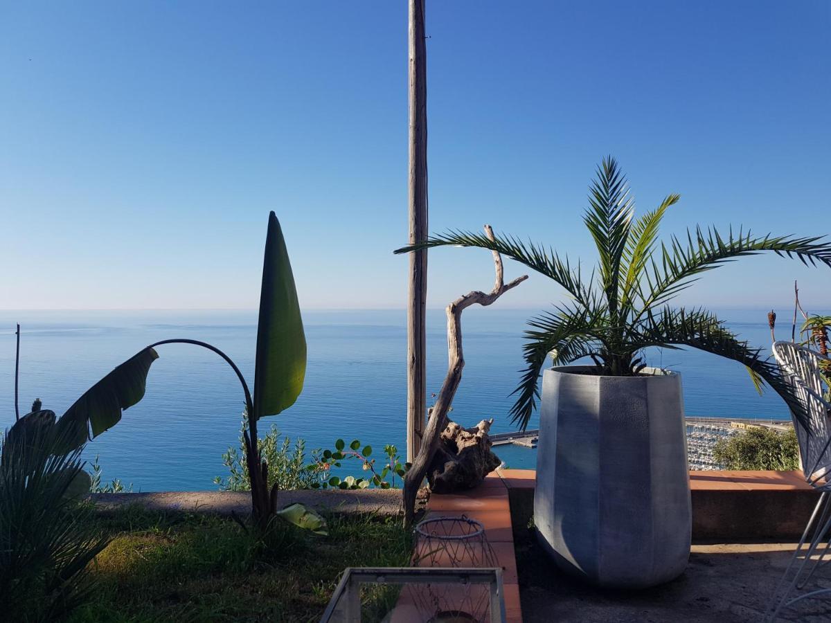 La Bouganvilla Charme & Relax Vista Mare Finale Ligure Exterior photo