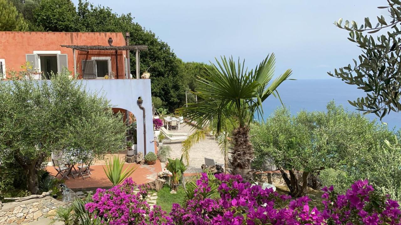 La Bouganvilla Charme & Relax Vista Mare Finale Ligure Exterior photo