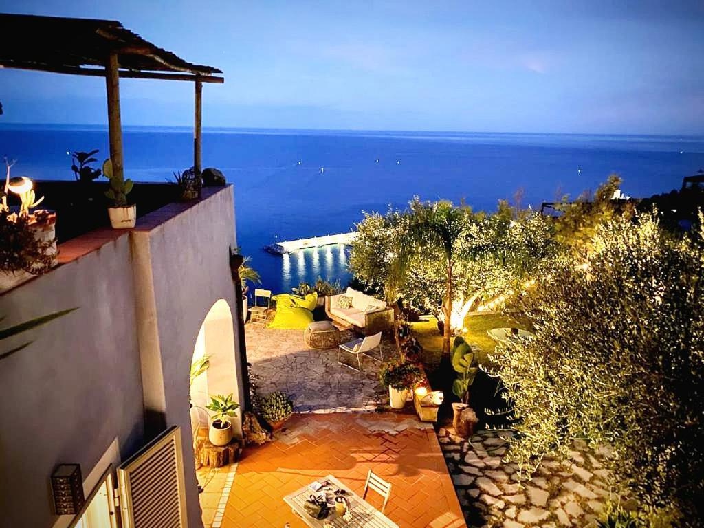 La Bouganvilla Charme & Relax Vista Mare Finale Ligure Exterior photo